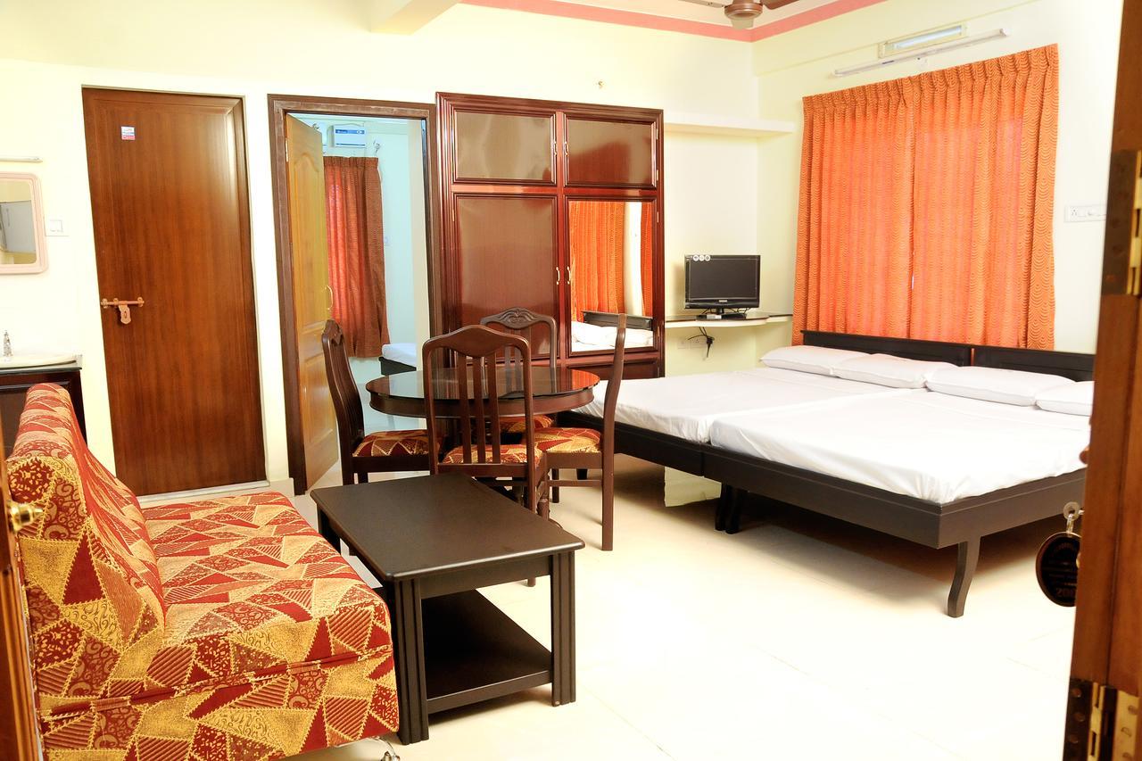 Hotel Anandkrishna Residency Guruvāyūr Zewnętrze zdjęcie