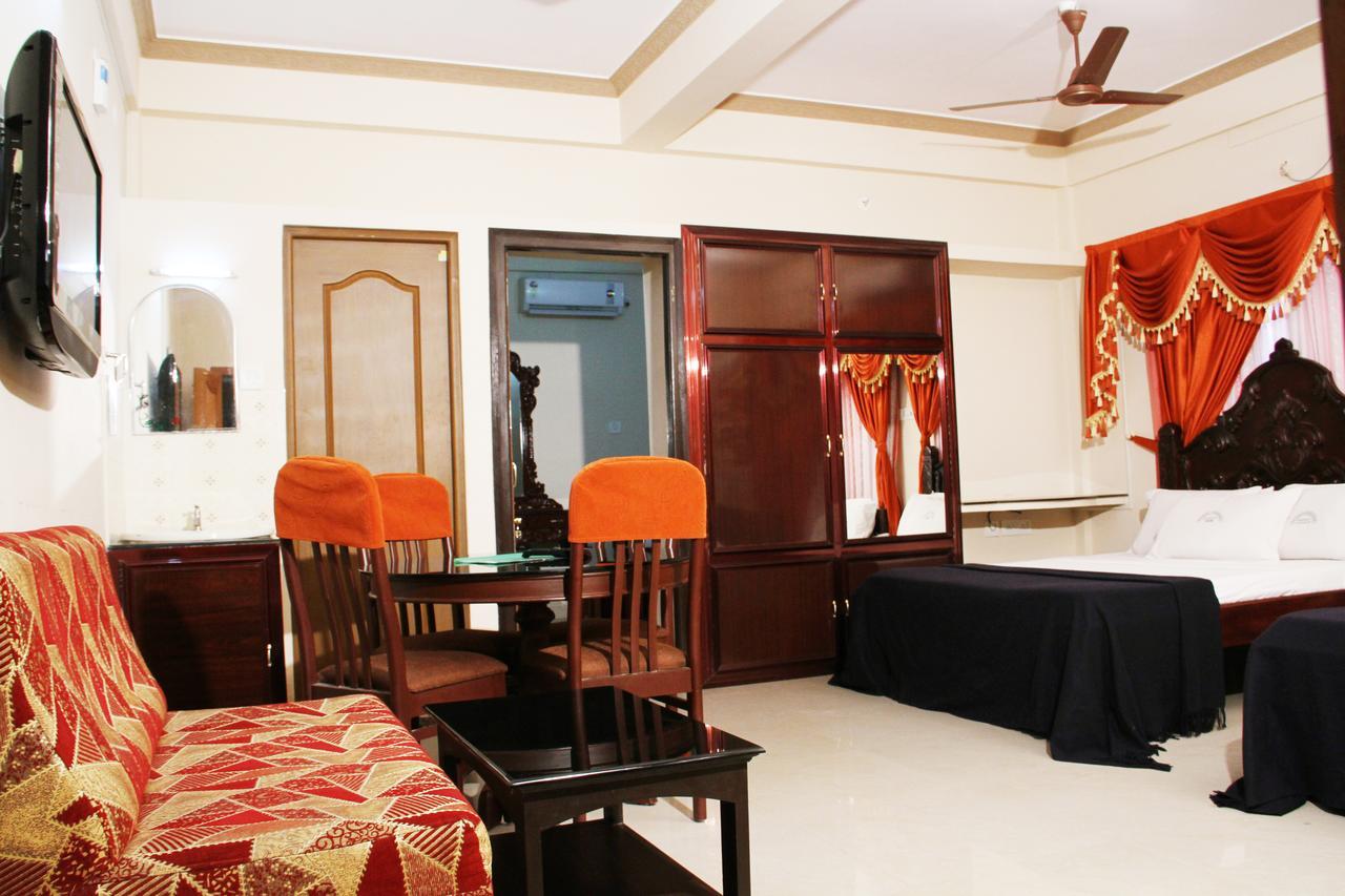 Hotel Anandkrishna Residency Guruvāyūr Zewnętrze zdjęcie