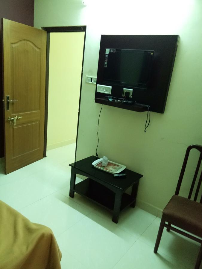 Hotel Anandkrishna Residency Guruvāyūr Zewnętrze zdjęcie